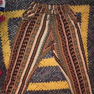 Printed jogger pants.